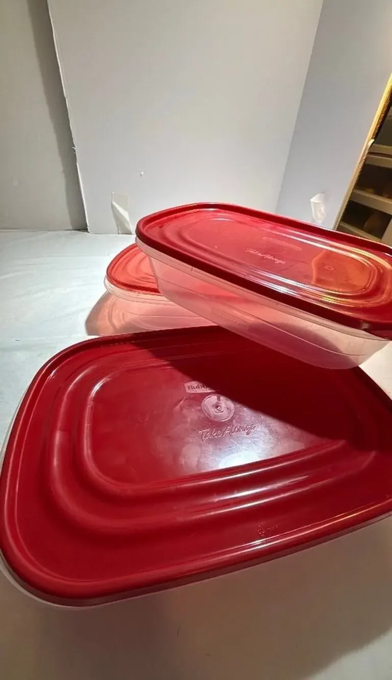 Rubbermaid TakeAlongs Food Storage Containers Set Of 3